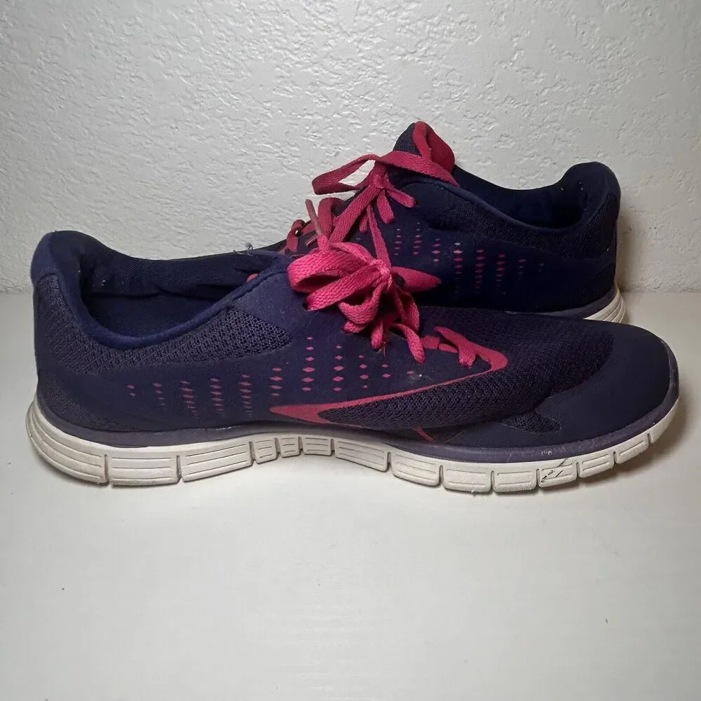 Womens DANSKIN NOW Purple w/ Pink Laces Athletic Shoes Size 11 Lightweight